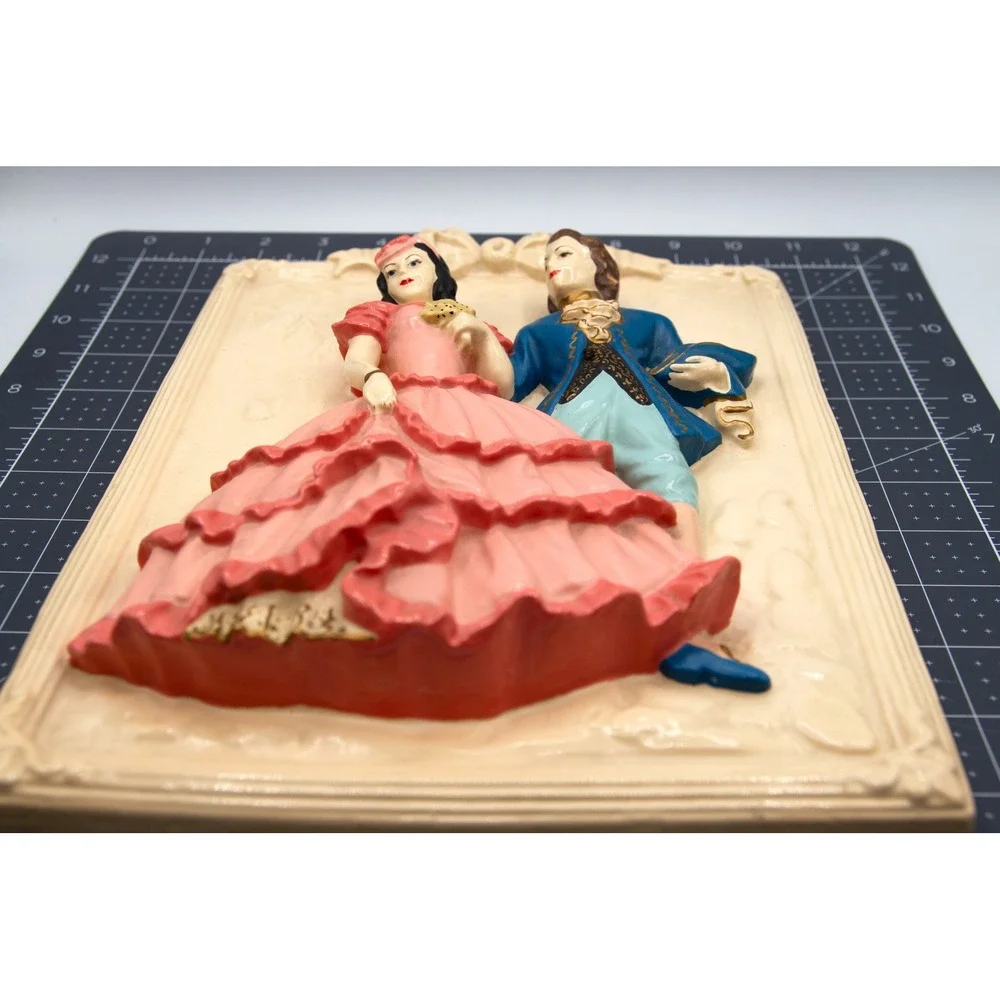 Vintage 3D Relief Wall Plaque Colonial Victorian Couple Chalkware 11x8.5‎